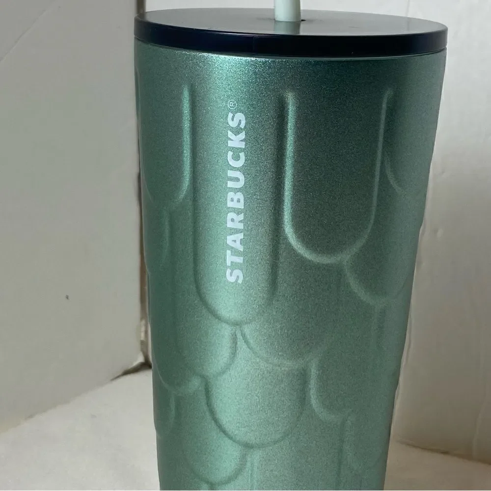 Starbucks New With Tags Green Mermaid Scale Metal 24oz Tumbler